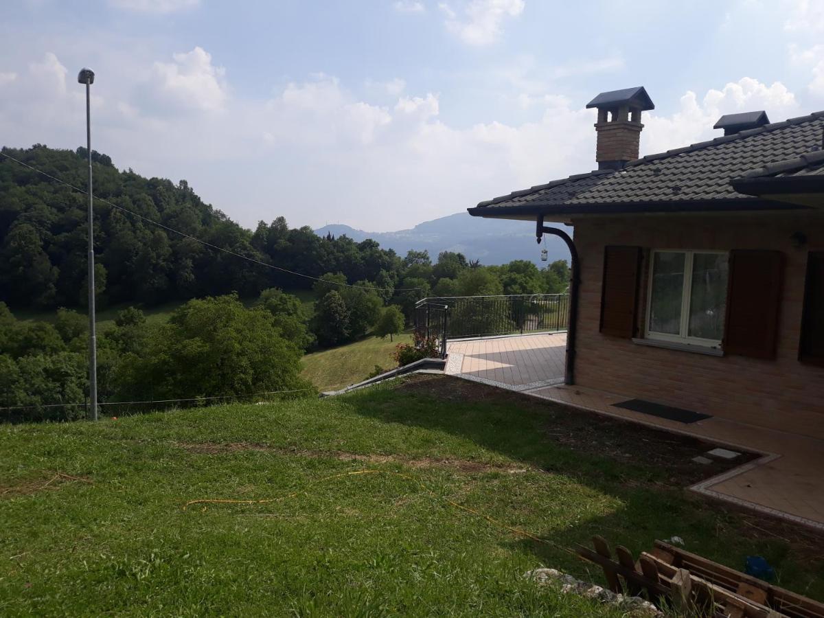 Casa "La Forcella" Villa Brembilla Exterior photo